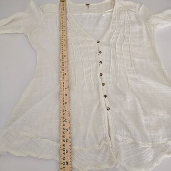 Free People Boho Fringe Hem V-Neck Blouse Sz S Flared Sleeve Ivory Peasant Goth - Picture 8 of 9
